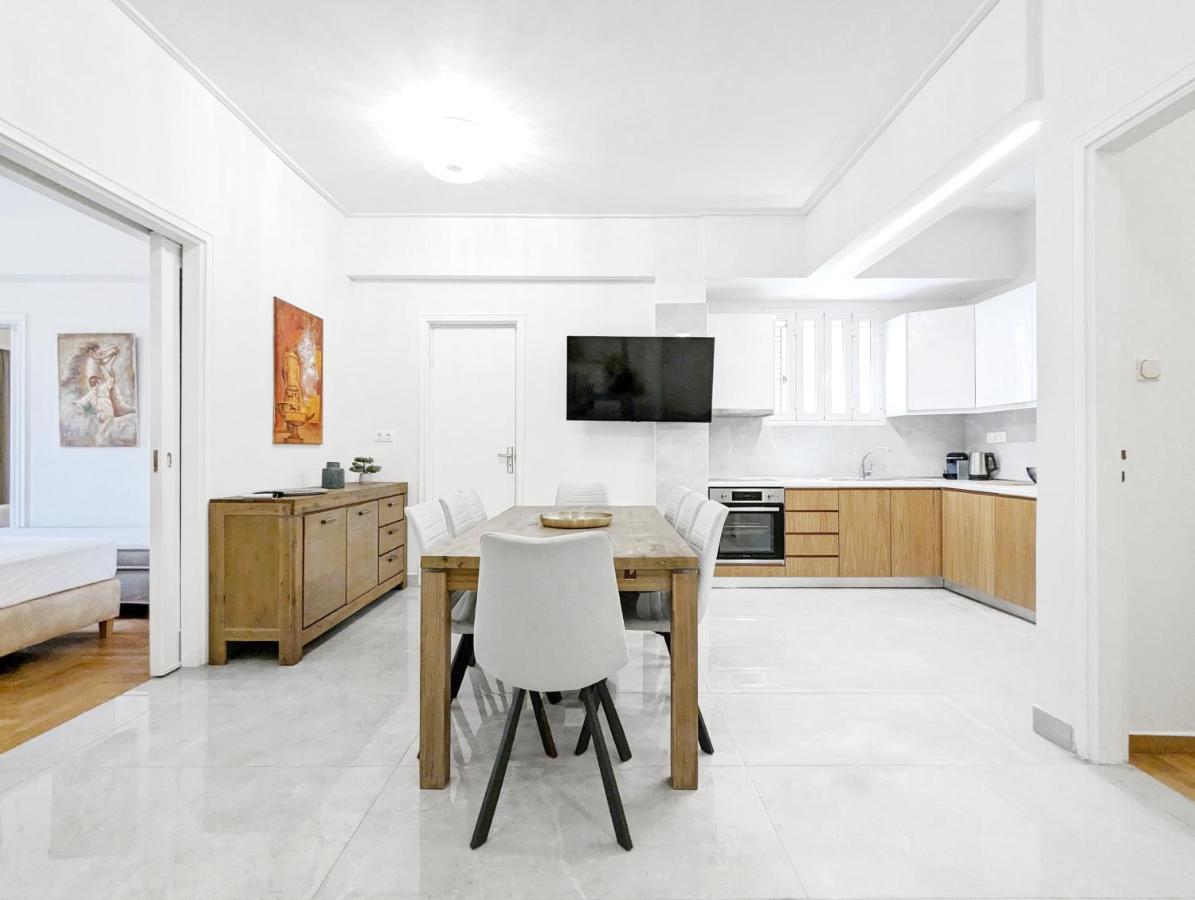 Victroria Grand Palace Apartment アテネ エクステリア 写真