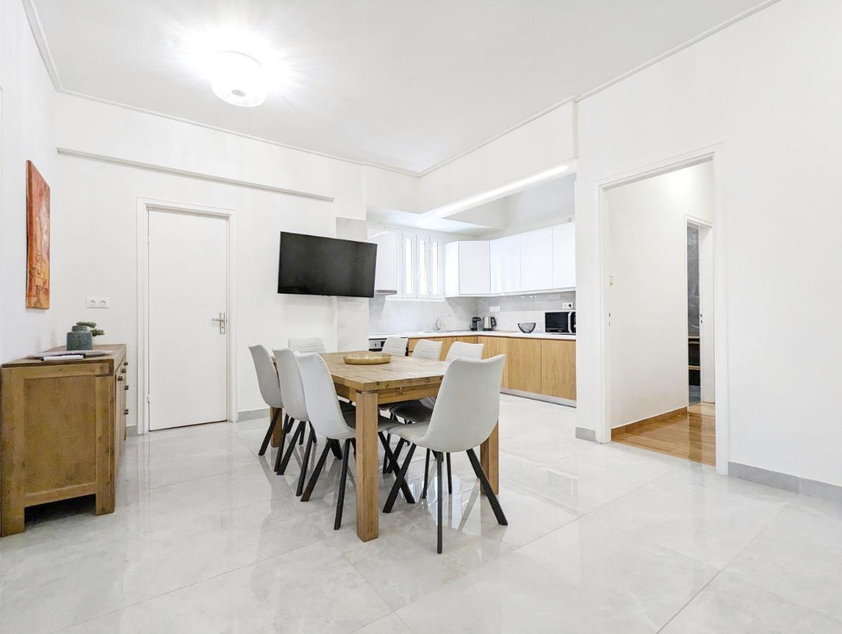 Victroria Grand Palace Apartment アテネ エクステリア 写真