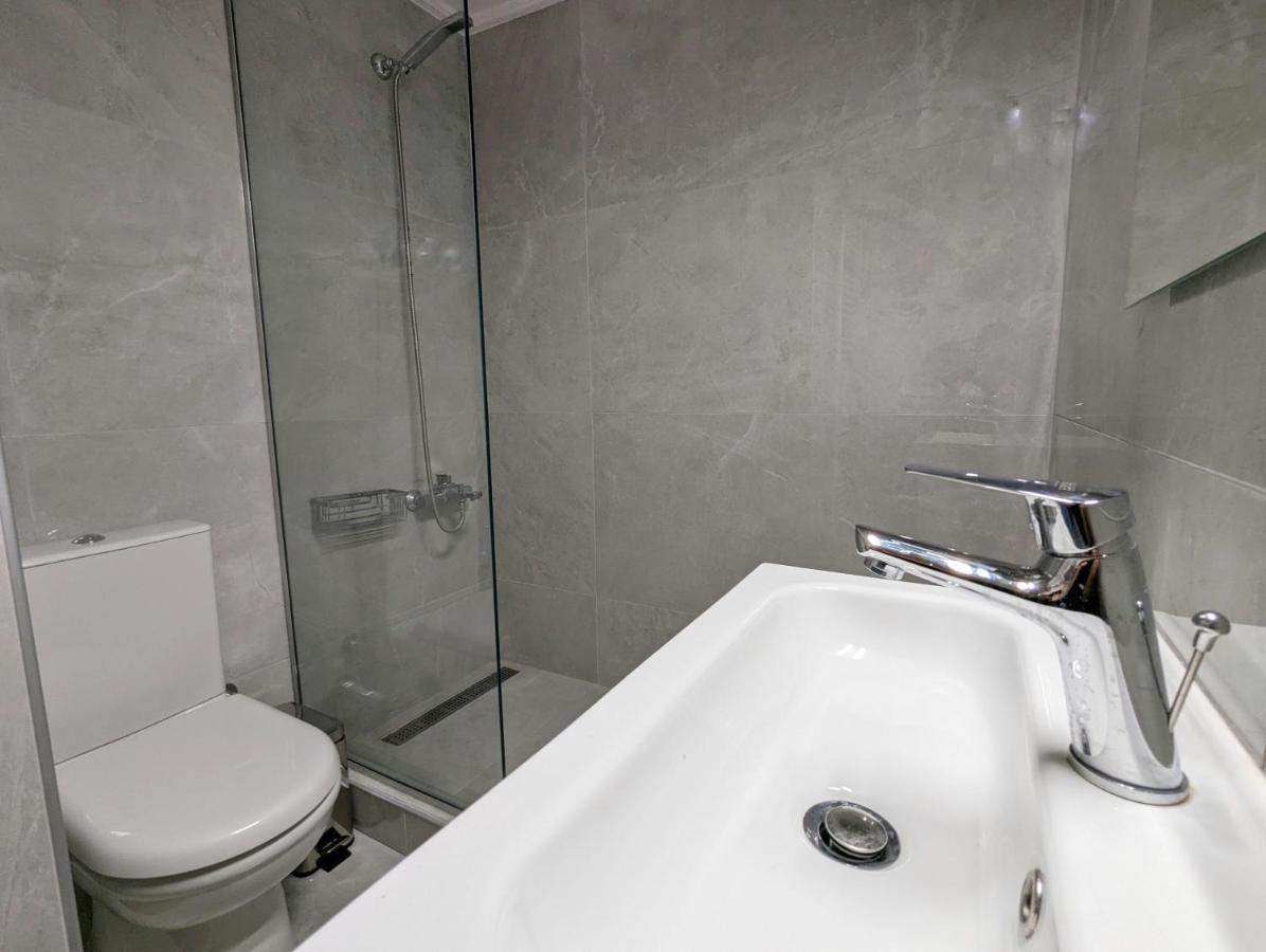 Victroria Grand Palace Apartment アテネ エクステリア 写真