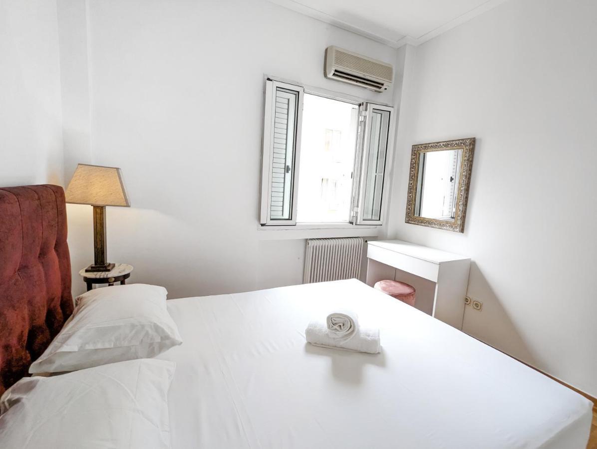 Victroria Grand Palace Apartment アテネ エクステリア 写真