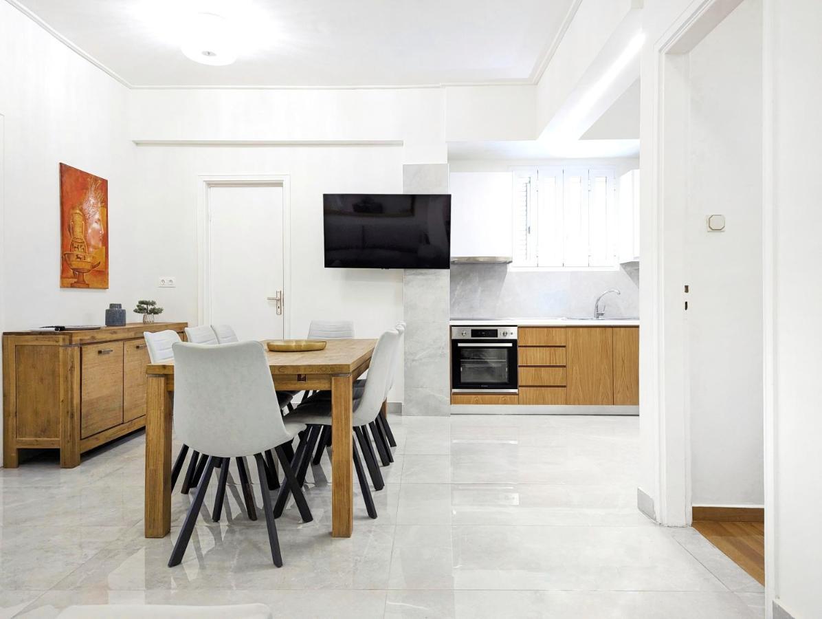 Victroria Grand Palace Apartment アテネ エクステリア 写真