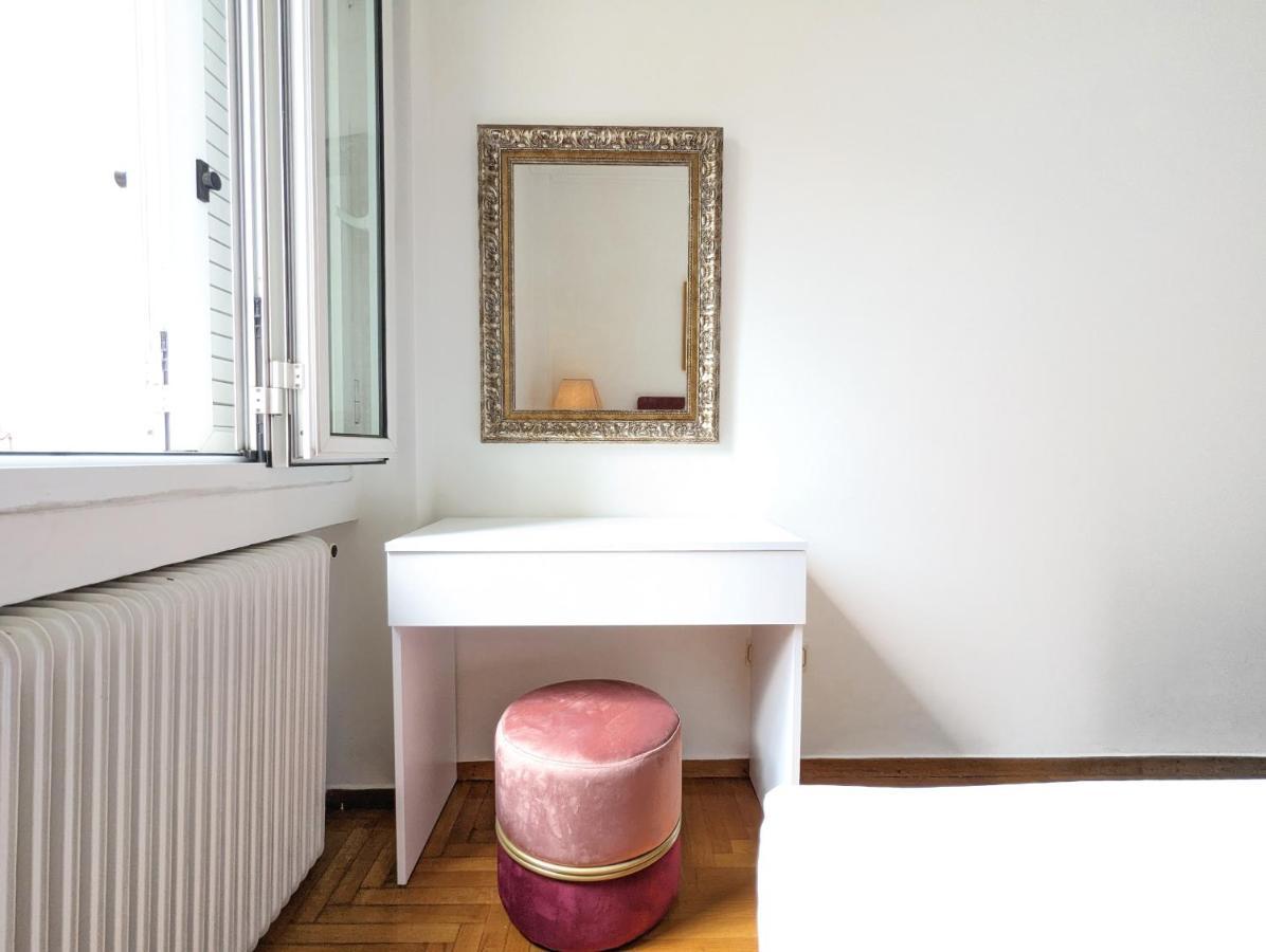 Victroria Grand Palace Apartment アテネ エクステリア 写真