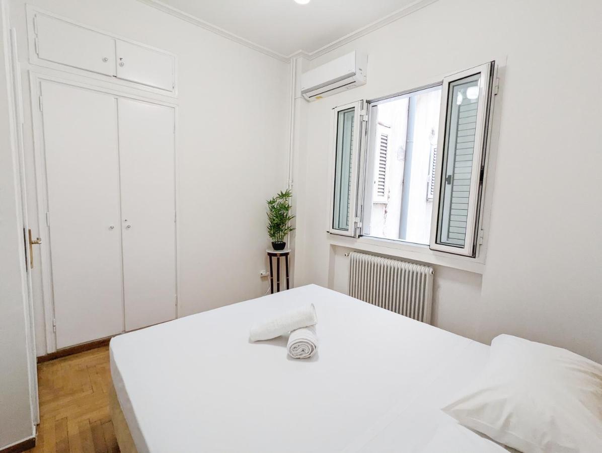 Victroria Grand Palace Apartment アテネ エクステリア 写真