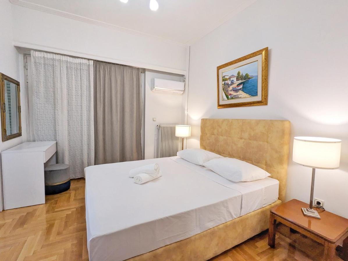 Victroria Grand Palace Apartment アテネ エクステリア 写真